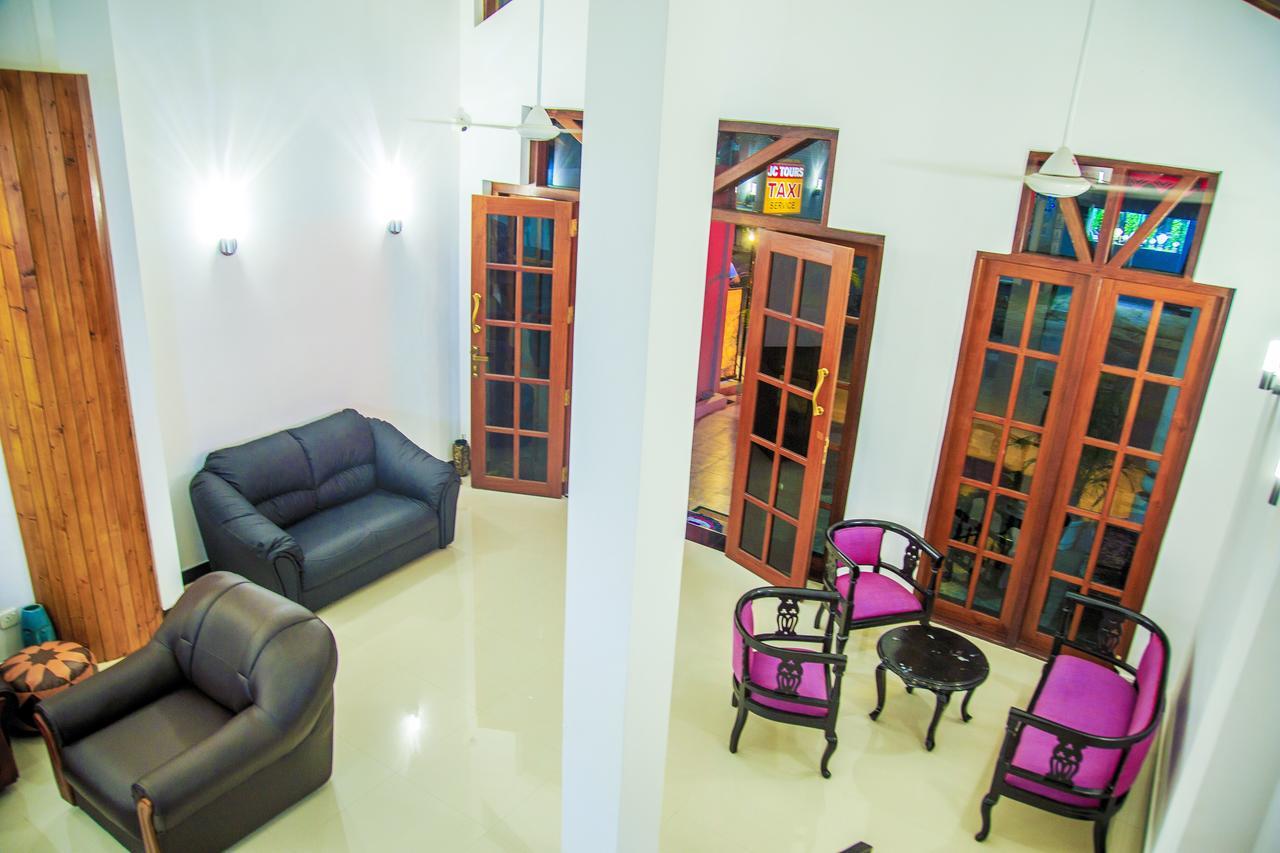 Ruki Sea Reach Hotel Kudapaduwa Buitenkant foto