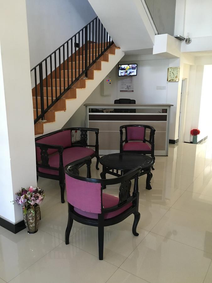 Ruki Sea Reach Hotel Kudapaduwa Buitenkant foto